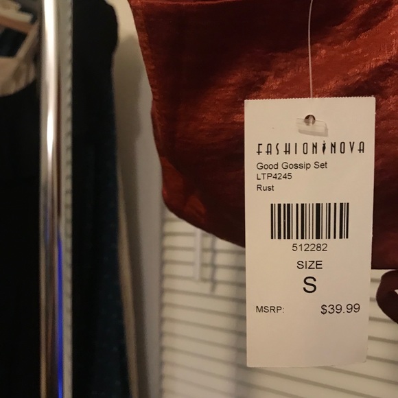 NWT Fashion Nova Good Gossip Tank - Picture 6 of 6